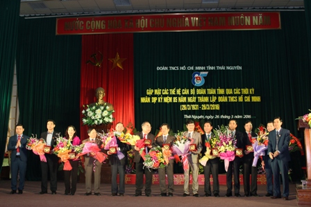 Gặp mặt các thế hệ cán bộ Đoàn toàn tỉnh qua các thời kỳ nhân Kỷ niệm 85 năm Ngày thành lập Đoàn TNCS Hồ Chí Minh(26/03/1931 - 26/03/2016)